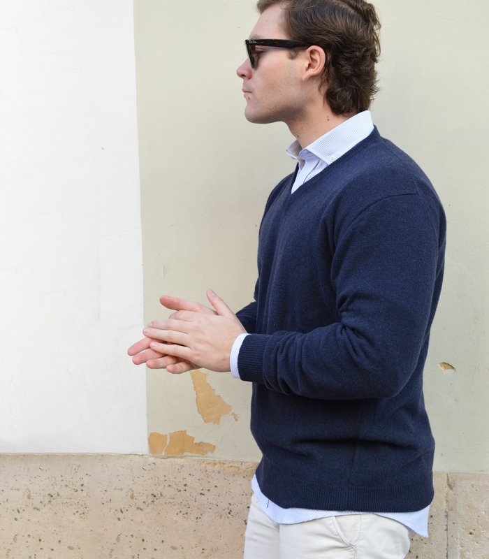 Blue V-neck Sweater 100% Wool