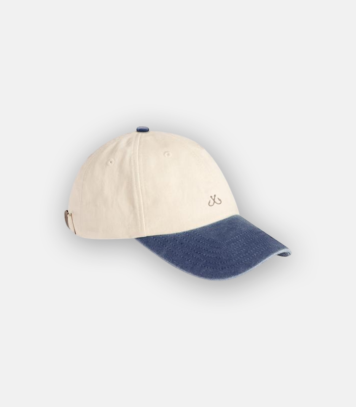gorra hook beige y azul con anzuelos bordados